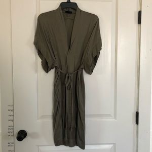 VICI dress. Oversized kimono fit. Olive green